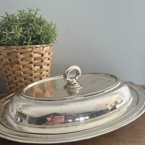 Silver-tone Covered Serving Dish with Handle Oval Dining Platter